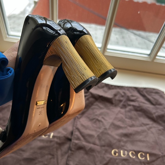 Gucci Black Patent Mary Jane heels in great condition - Picture 3 of 3